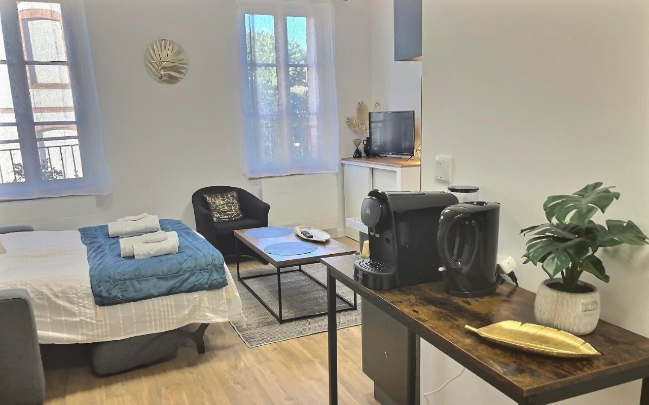 Cleo Apartment *